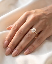 Aveline Oval Pavé Ring - AVRESKA